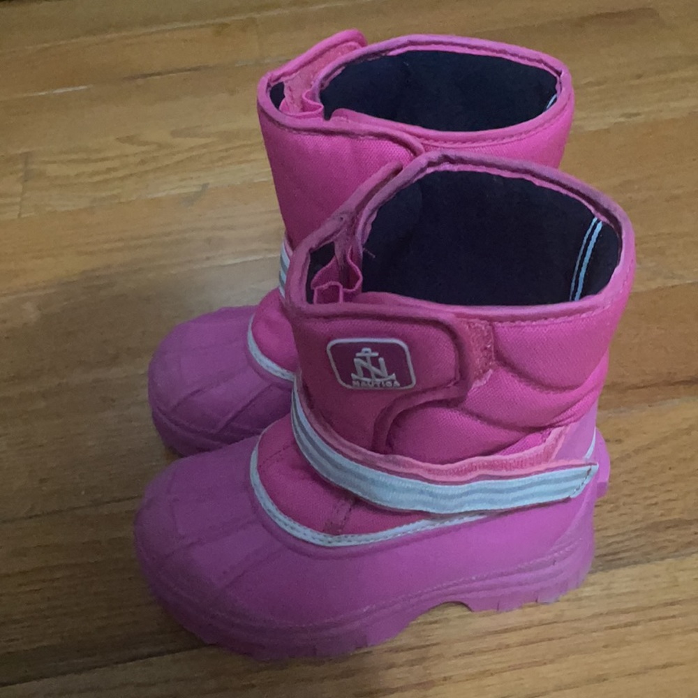 Nautica Winter Toddler Boots - Picture 2 of 3